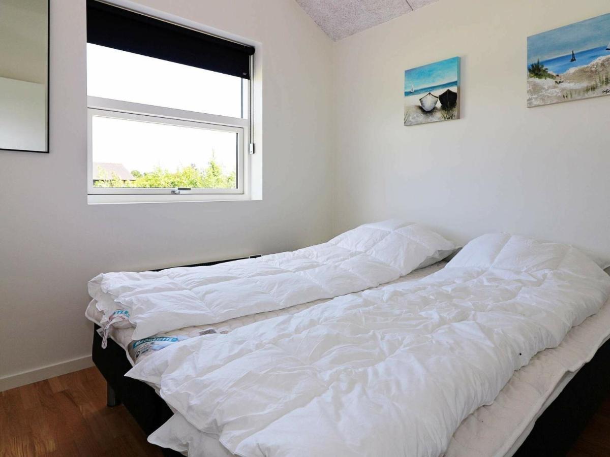 8 Person Holiday Home In Hadsund Экстерьер фото