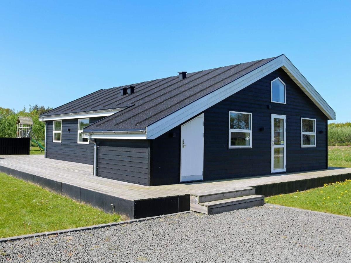8 Person Holiday Home In Hadsund Экстерьер фото